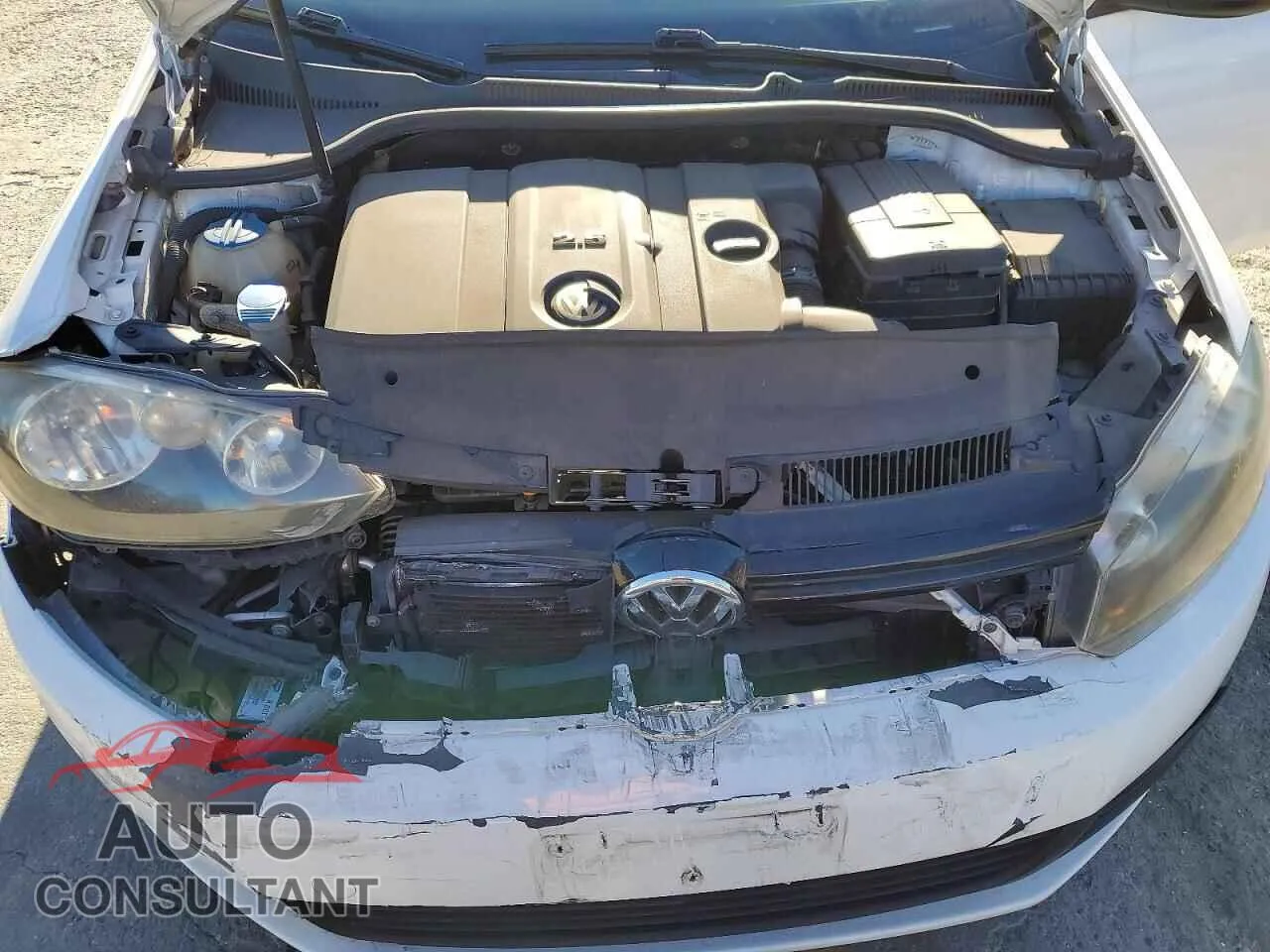 2010 VOLKSWAGEN GOLF Damaged VIN WVWBB7AJ6AW303575 – photo 11 2010 VOLKSWAGEN GOLF Damaged VIN WVWBB7AJ6AW303575 – photo 11