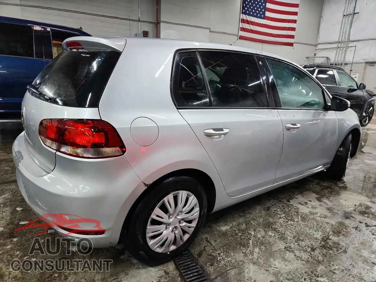 2012 VOLKSWAGEN GOLF Damaged VIN WVWDB7AJ2CW199050 – side profile 2012 VOLKSWAGEN GOLF Damaged VIN WVWDB7AJ2CW199050 – side profile