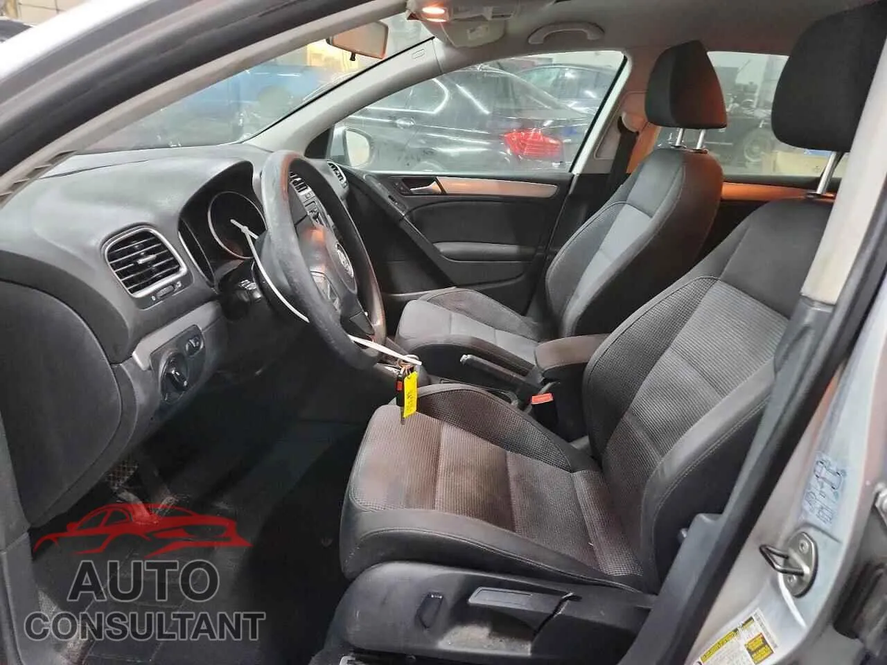 2012 VOLKSWAGEN GOLF Damaged VIN WVWDB7AJ2CW199050 – exterior detail 2012 VOLKSWAGEN GOLF Damaged VIN WVWDB7AJ2CW199050 – exterior detail