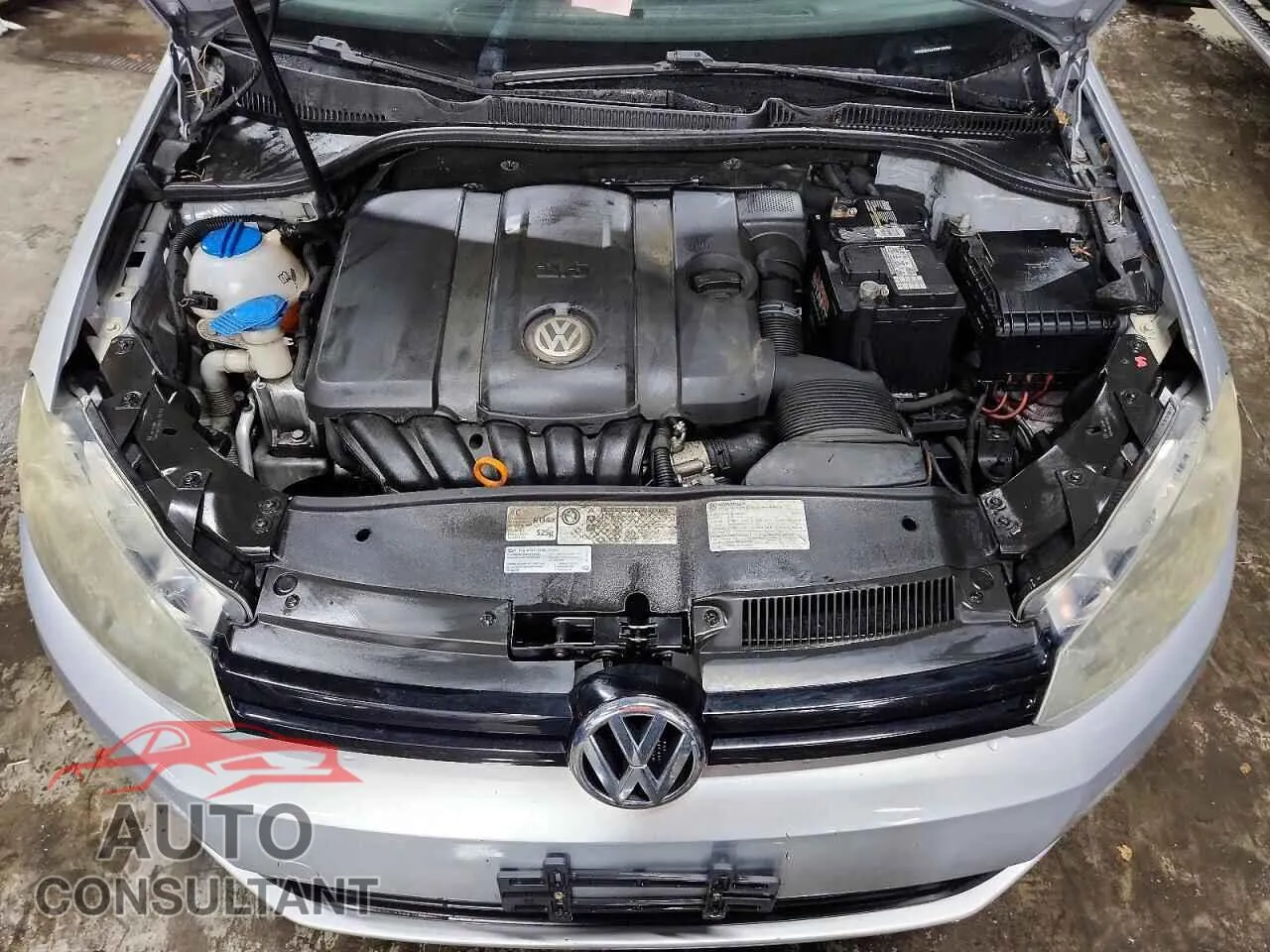 2012 VOLKSWAGEN GOLF Damaged VIN WVWDB7AJ2CW199050 – photo 11 2012 VOLKSWAGEN GOLF Damaged VIN WVWDB7AJ2CW199050 – photo 11