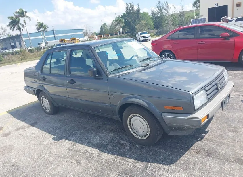 1989 VOLKSWAGEN JETTA Used VIN WVWRB11G6KW076583 – undercarriage