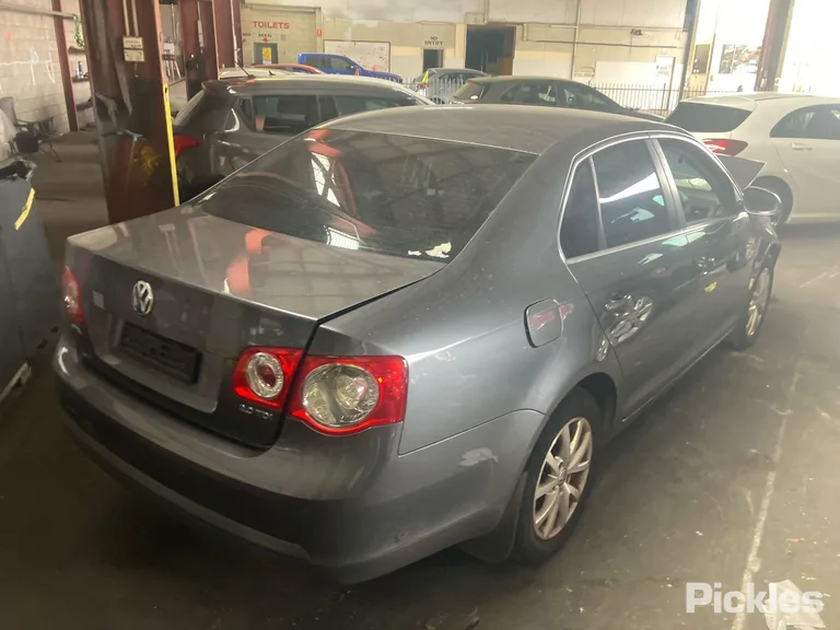 2011 Volkswagen Jetta Used VIN WVWZZZ1KZAM168484 – photo 21