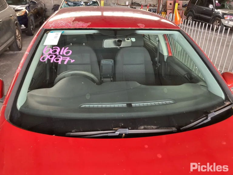 2009 Volkswagen Golf Damaged VIN WVWZZZ1KZAW051429 – photo 35