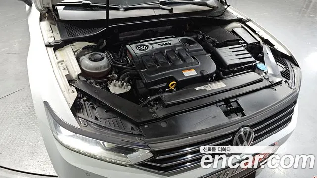 2018 Volkswagen Passat GT (B8) 2.0 TDI Sold VIN WVWZZZ3CZJE118334 – dashboard