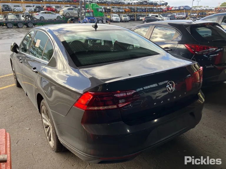 2020 Volkswagen Passat Used VIN WVWZZZ3CZLE050149 – trunk area