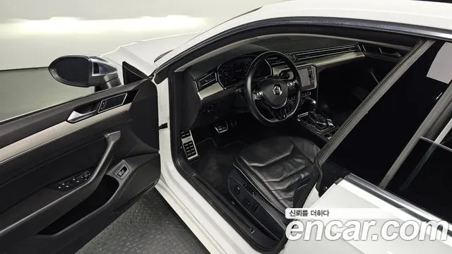 2019 Volkswagen Arteon 2.0 TDI Premium Sold VIN WVWZZZ3HZKE019025 – dashboard