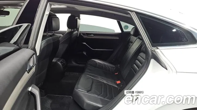 2019 Volkswagen Arteon 2.0 TDI Premium Sold VIN WVWZZZ3HZKE019025 – trunk area