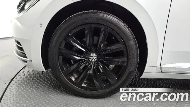 2019 Volkswagen Arteon 2.0 TDI Premium Sold VIN WVWZZZ3HZKE019025 – photo 14