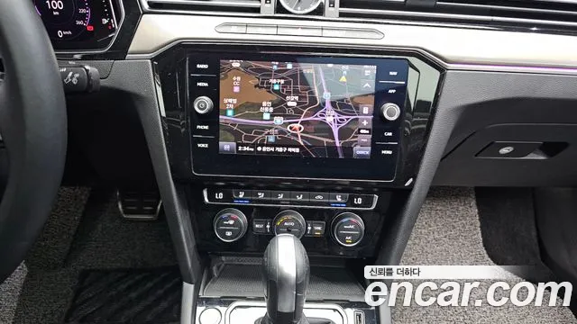 2020 Volkswagen Arteon 2.0 TDI Prestige Sold VIN WVWZZZ3HZLE016631 – interior seats