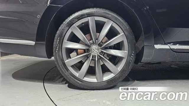 2020 Volkswagen Arteon 2.0 TDI Prestige Sold VIN WVWZZZ3HZLE016631 – trunk area