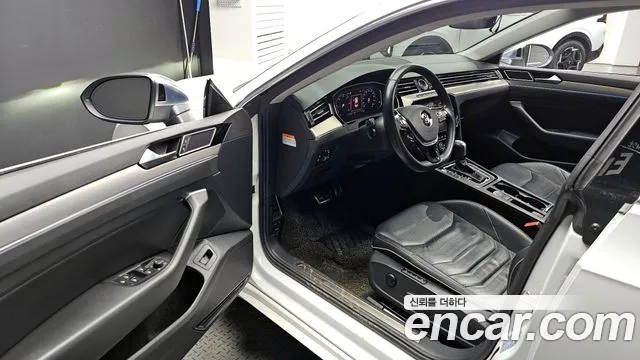 2020 Volkswagen Arteon 2.0 TDI Premium Sold VIN WVWZZZ3HZLE019342 – dashboard 2020 Volkswagen Arteon 2.0 TDI Premium Sold VIN WVWZZZ3HZLE019342 – dashboard