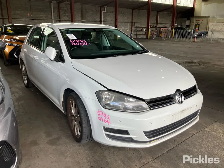 2014 Volkswagen Golf Used VIN WVWZZZAUZEW309837 – photo 11
