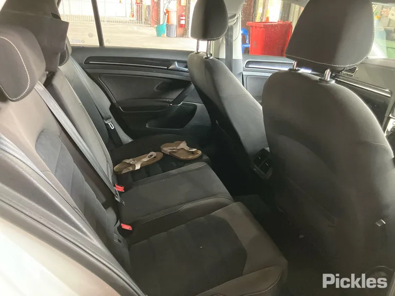 2014 Volkswagen Golf Used VIN WVWZZZAUZEW309837 – photo 23