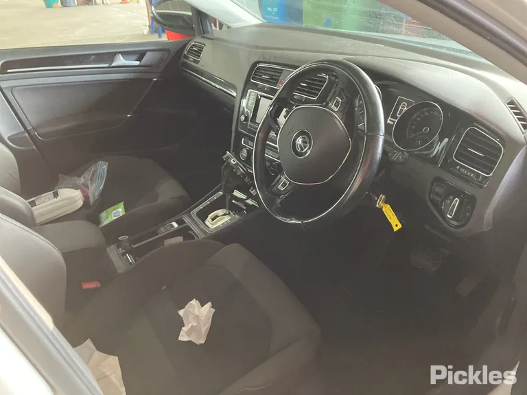2014 Volkswagen Golf Used VIN WVWZZZAUZEW309837 – photo 26