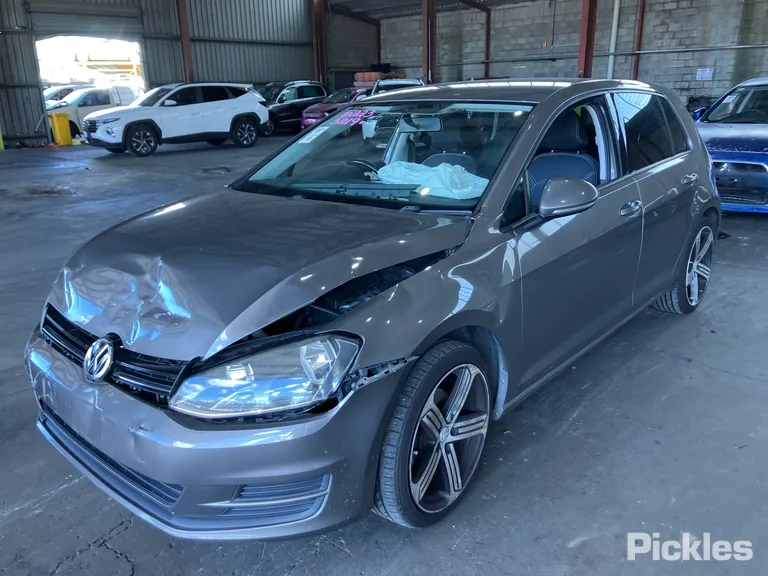 2015 Volkswagen Golf Used VIN WVWZZZAUZGW100598 – photo 19