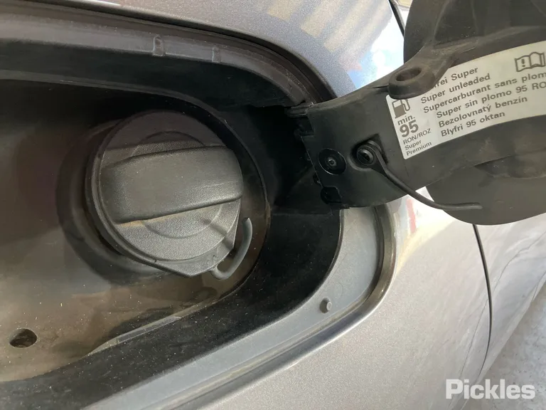 2015 Volkswagen Golf Used VIN WVWZZZAUZGW100598 – photo 32