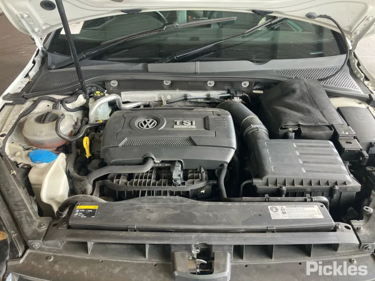 2016 Volkswagen Golf Damaged VIN WVWZZZAUZGW225460 – photo 24
