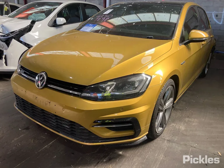 2017 Volkswagen Golf Used VIN WVWZZZAUZJW047973 – photo 23