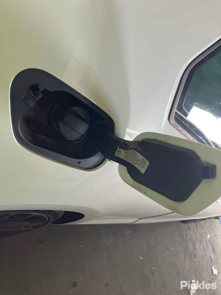 2018 Volkswagen Golf Damaged VIN WVWZZZAUZJW134274 – photo 15