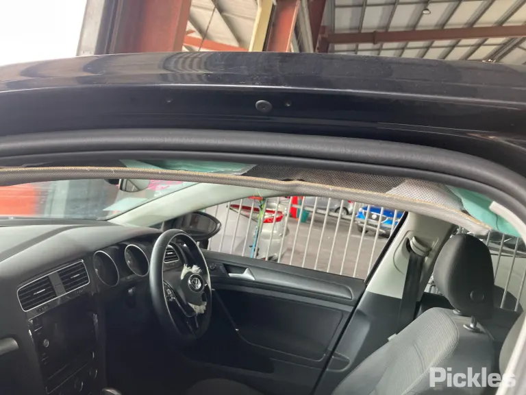 2020 Volkswagen Golf Damaged VIN WVWZZZAUZLW133140 – photo 13