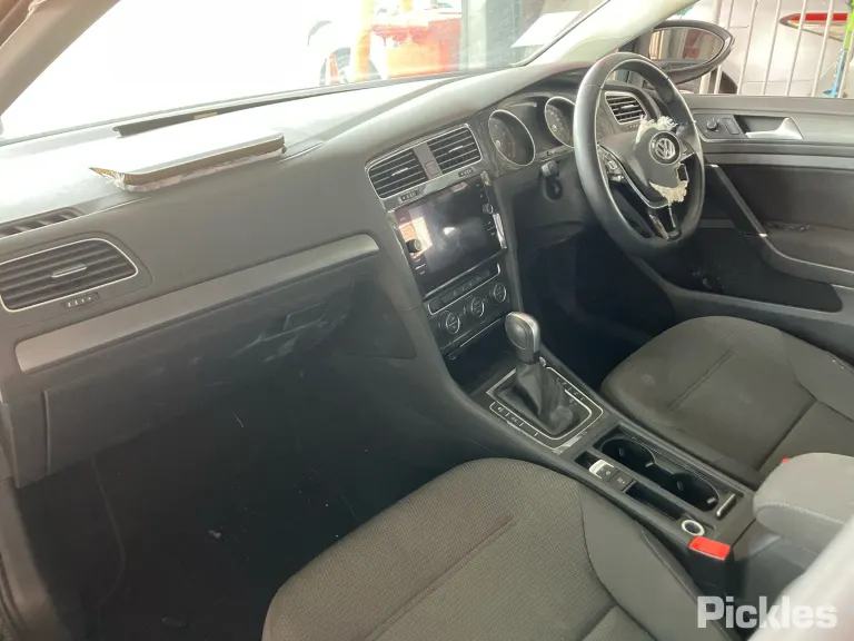 2020 Volkswagen Golf Damaged VIN WVWZZZAUZLW133140 – photo 15
