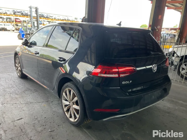 2020 Volkswagen Golf Damaged VIN WVWZZZAUZLW133140 – photo 29