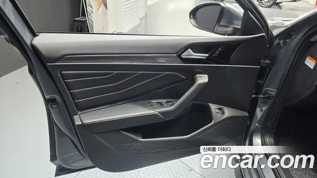 2023 Volkswagen Jetta 7th Gen 1.5 TSI Prestige Sold VIN WVWZZZBU2PM030721 – interior seats