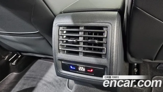 2025 Volkswagen Golf 8th Gen 2.0 TDI Prestige Sold VIN WVWZZZCD4SW241964 – trunk area