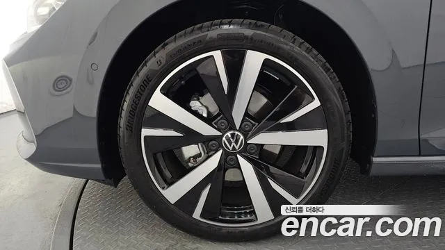 2026 Volkswagen Golf 8th Gen 2.0 TDI Prestige Sold VIN WVWZZZCD5TW194722 – undercarriage