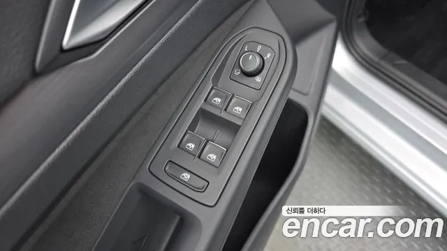 2023 Volkswagen Golf 8th Gen 2.0 TDI Prestige Sold VIN WVWZZZCD7PW155166 – dashboard