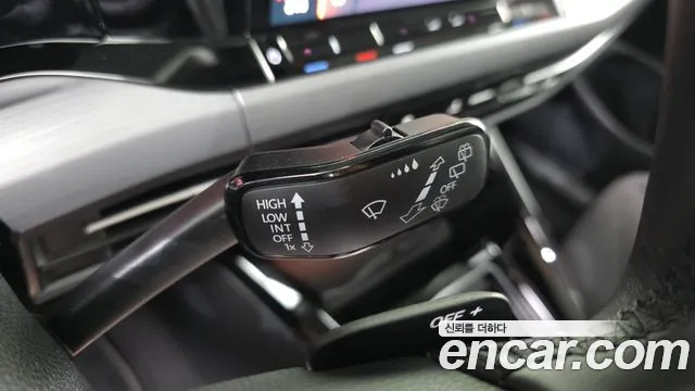 2023 Volkswagen Golf 8th Gen 2.0 TDI Prestige Sold VIN WVWZZZCD7PW155166 – interior seats