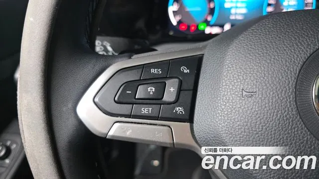 2022 Volkswagen Golf 8th Gen 2.0 TDI Prestige Sold VIN WVWZZZCDZNW124708 – dashboard