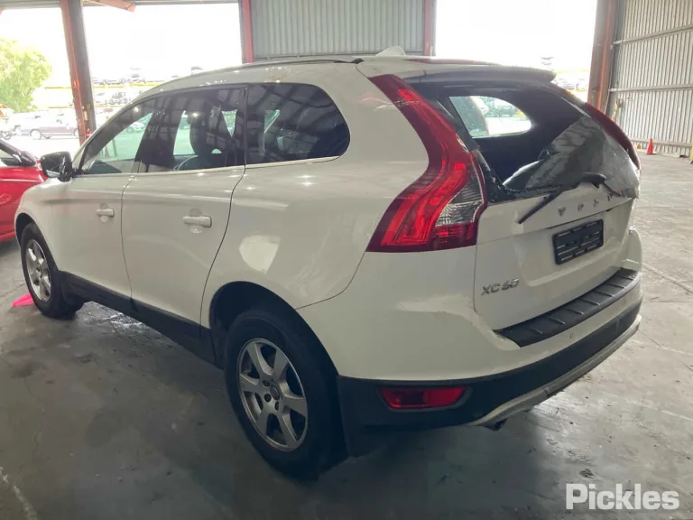 2013 Volvo XC60 Damaged VIN YV10Z47HBD2445117 – photo 13