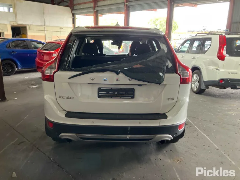 2013 Volvo XC60 Damaged VIN YV10Z47HBD2445117 – photo 26