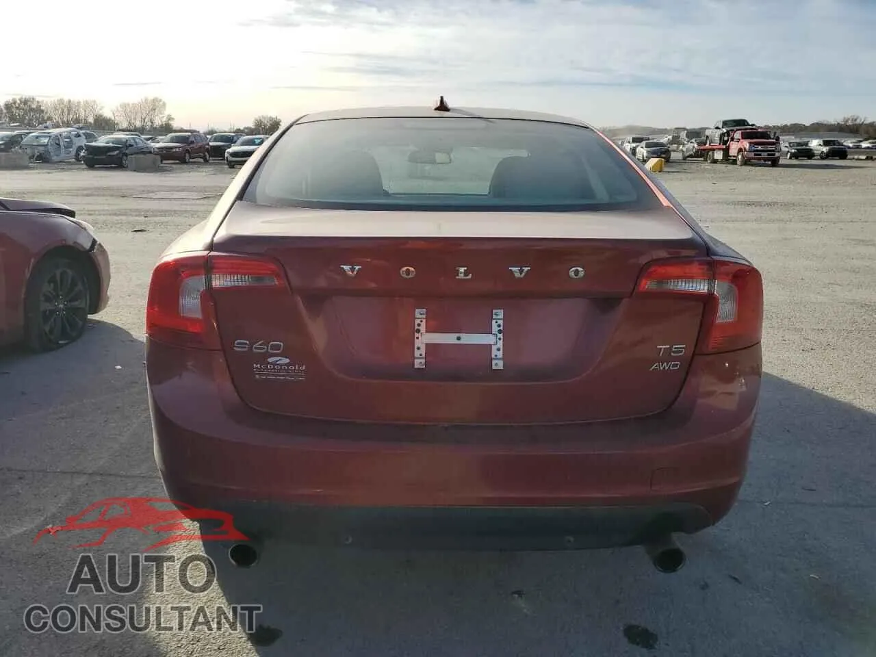 2013 VOLVO S60 Damaged VIN YV1612FH0D2221179 – engine bay