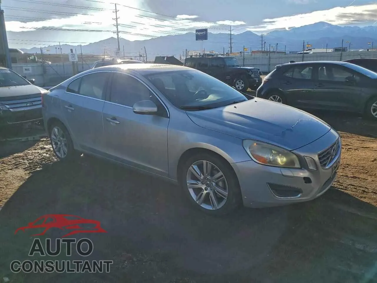 2011 VOLVO S60 Damaged VIN YV1902FH0B2019486 – dashboard