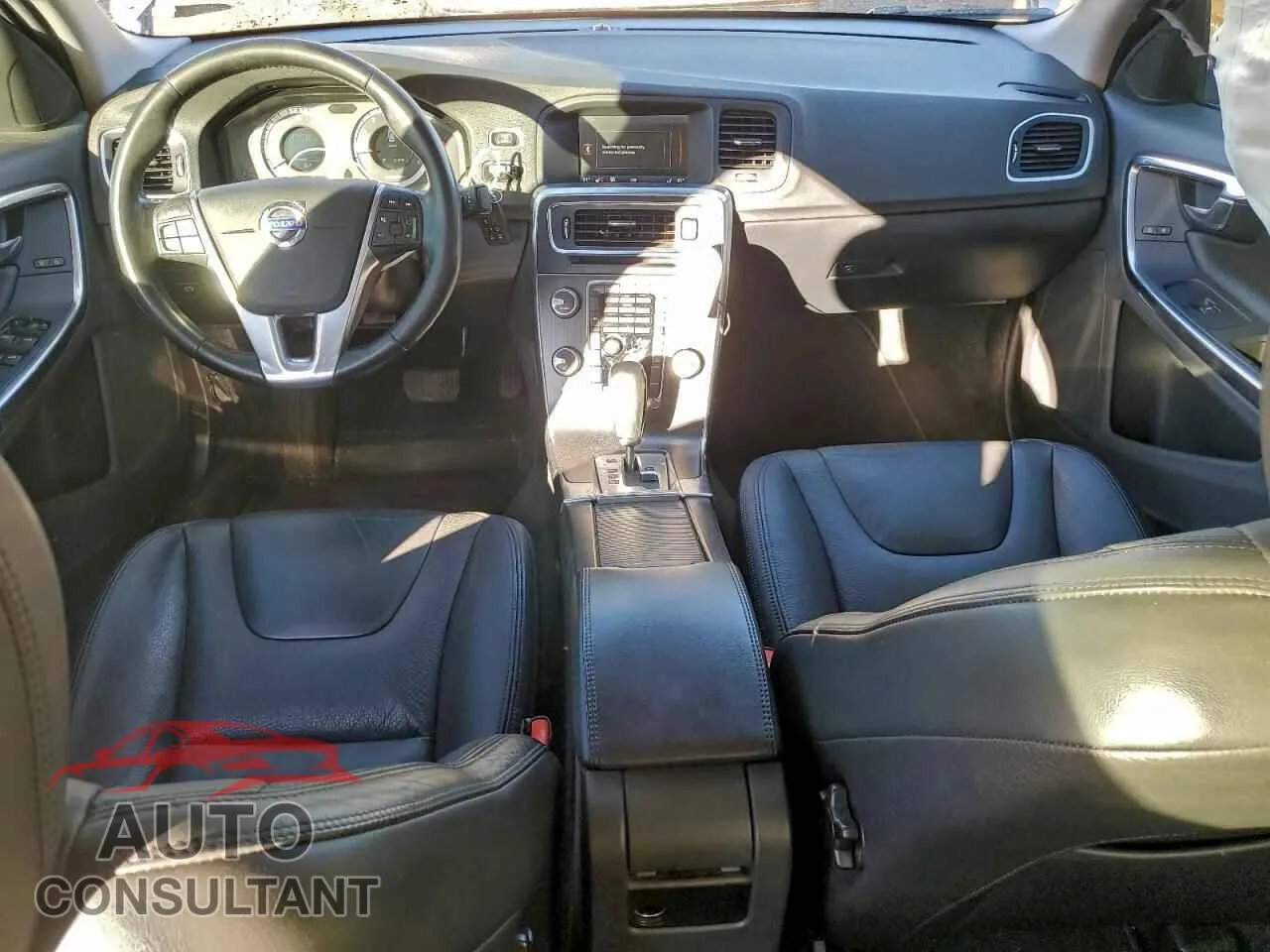 2011 VOLVO S60 Damaged VIN YV1902FH0B2019486 – undercarriage