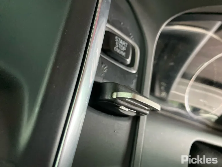 2016 Volvo XC60 Damaged VIN YV1DZ97A6H2005230 – trunk area