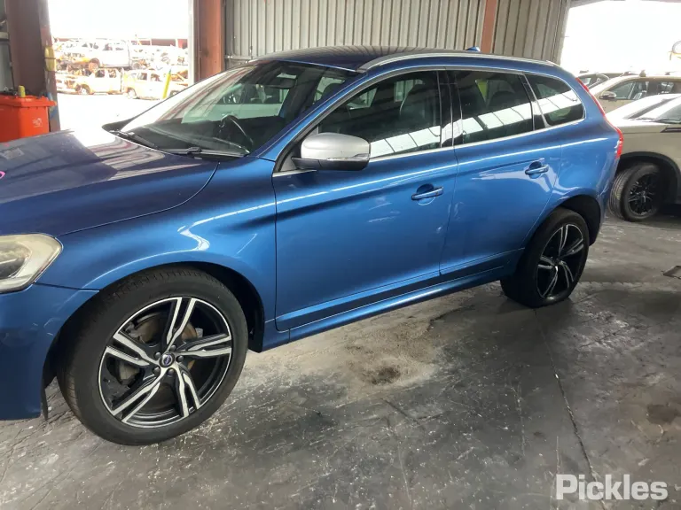 2016 Volvo XC60 Damaged VIN YV1DZ97A6H2005230 – photo 25