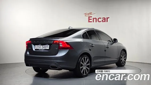 2018 Volvo S60 T5 Sold VIN YV1FS40MDJ2464913 – photo 31