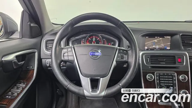 2017 Volvo S60 D4 Sold VIN YV1FSA8BDH2440410 – dashboard 2017 Volvo S60 D4 Sold VIN YV1FSA8BDH2440410 – dashboard