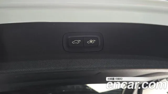 2020 Volvo XC90 2nd Gen D5 Inscription Sold VIN YV1LF68TCL1567380 – photo 16