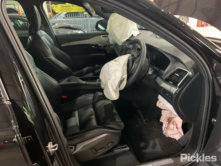 2024 Volvo Xc90 Used VIN YV1LFH2A2R1244928 – front exterior