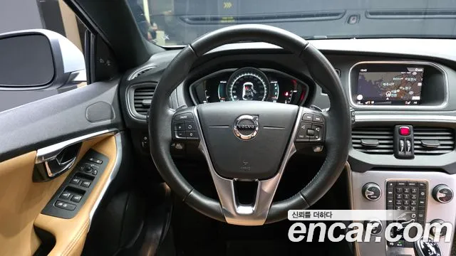 2018 Volvo V40 T5 Sold VIN YV1MV40LDJ2513011 – photo 11