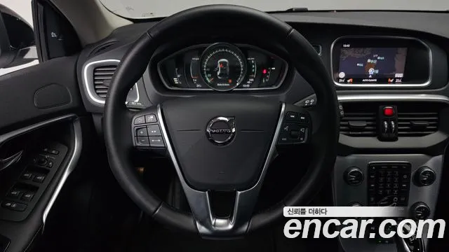 2019 Volvo V40 Cross Country D3 Sold VIN YV1MZ72K0K2183638 – photo 30