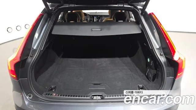 2018 Volvo V90 Cross Country T5 Pro AWD Sold VIN YV1PZ102CJ1031966 – photo 30