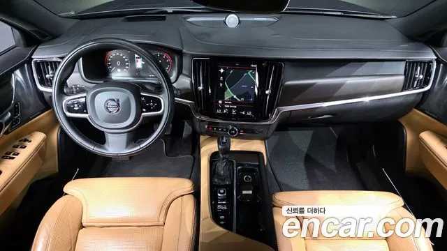 2018 Volvo V90 Cross Country T5 Pro AWD Sold VIN YV1PZ102CJ1032417 – interior seats