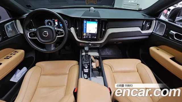 2019 Volvo XC60 2nd Gen T6 Inscription Sold VIN YV1UZA22CK1314559 – dashboard