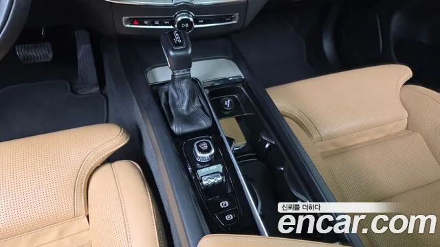 2019 Volvo XC60 2nd Gen T6 Inscription Sold VIN YV1UZA22CK1379992 – photo 12