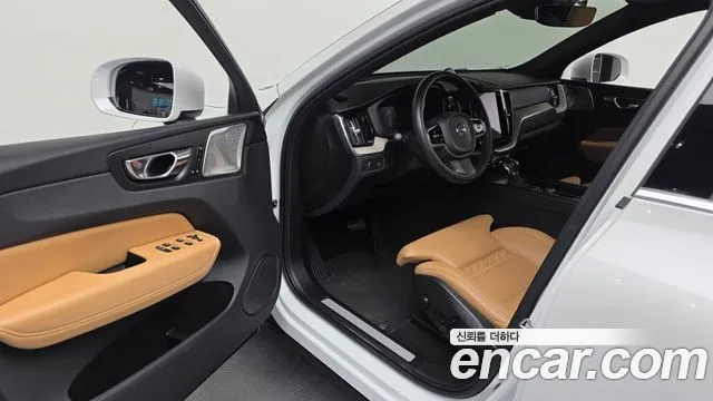 2019 Volvo XC60 2nd Gen T6 Inscription Sold VIN YV1UZA22CK1379992 – photo 16